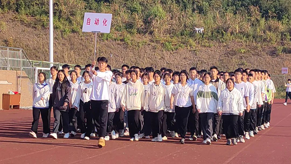 02.jpg